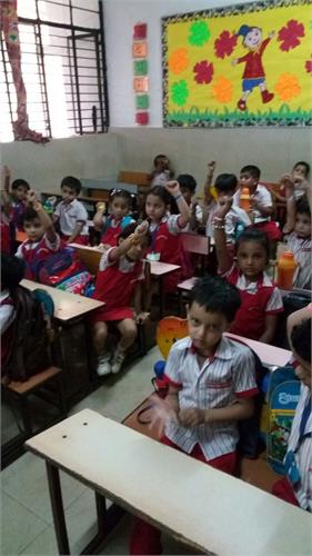 Friendship day celebrations in Nursery -2016