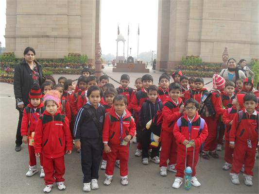 School Picnic for Nursery kids