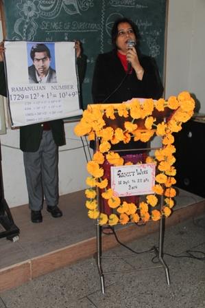 Ganit_Week-2014015
