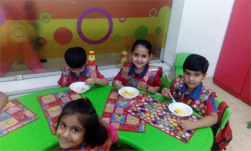 PRe-Primary : Kitchen Activity