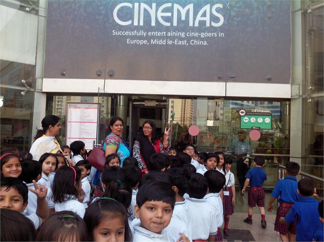 Movie Show - Infant Wing