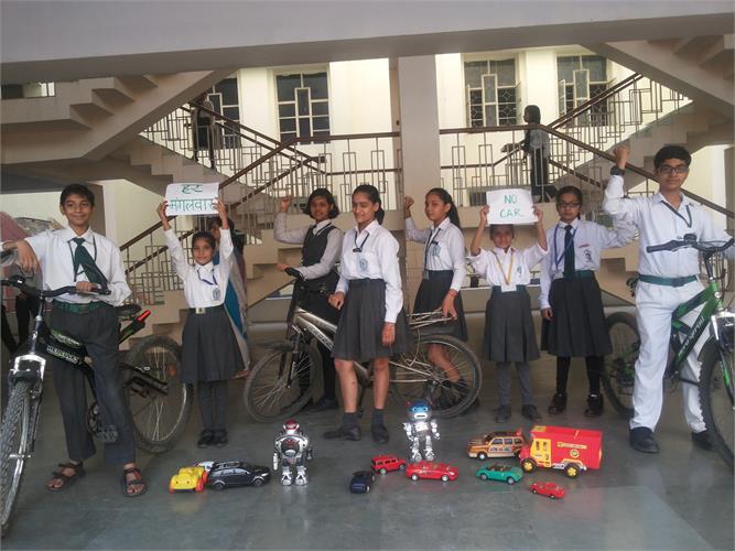 Assembly on Car free day